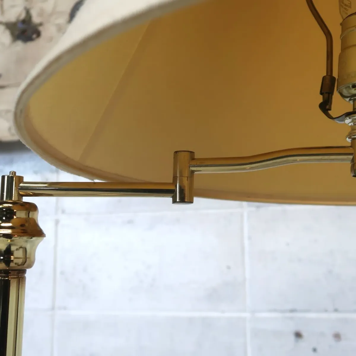 アンティーク ゴールドメタル フロアランプ