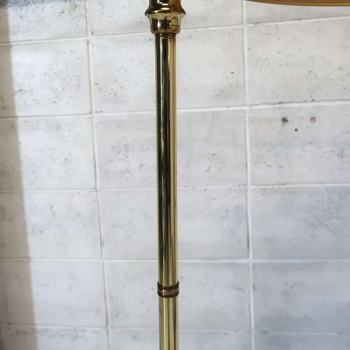 アンティーク ゴールドメタル フロアランプ