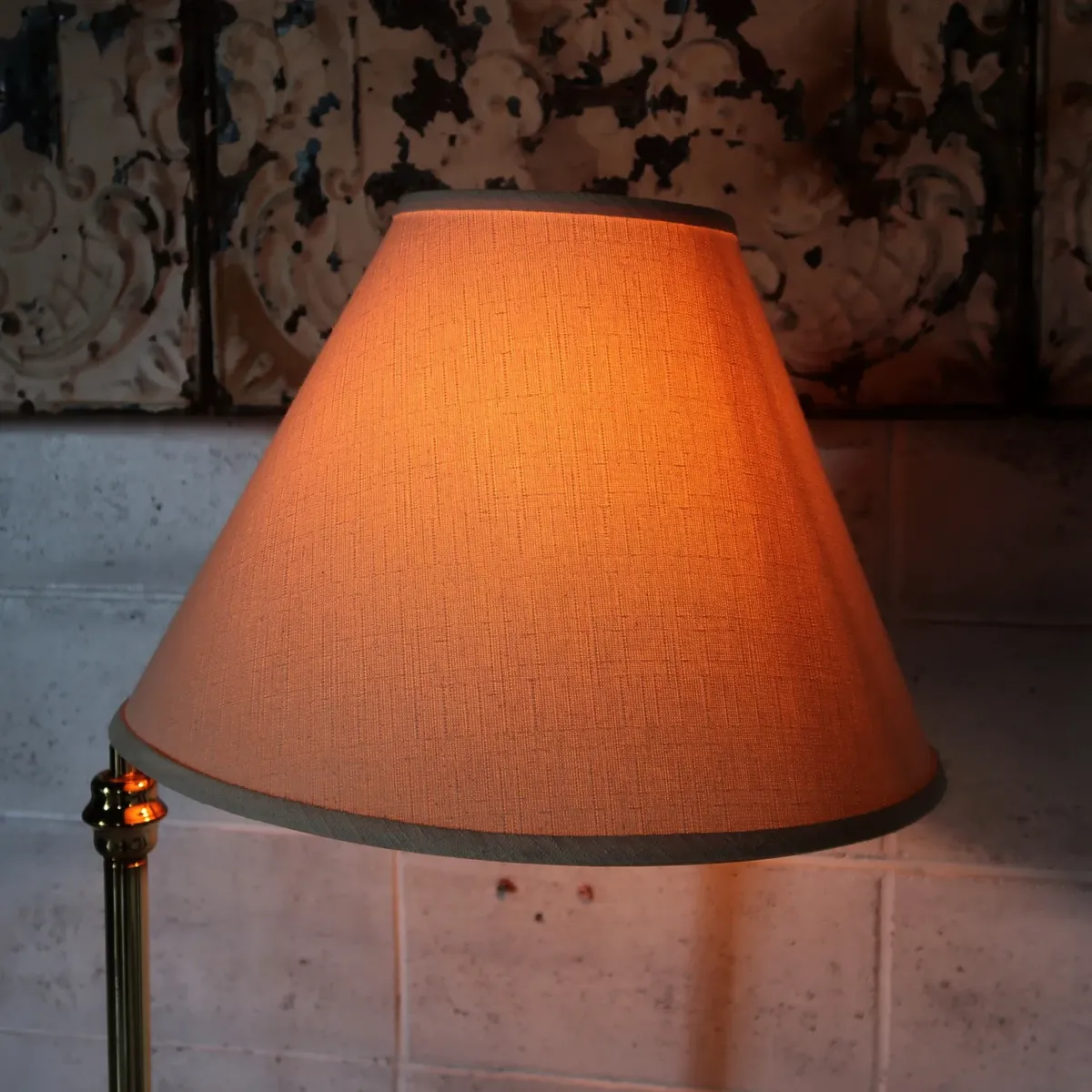 アンティーク ゴールドメタル フロアランプ