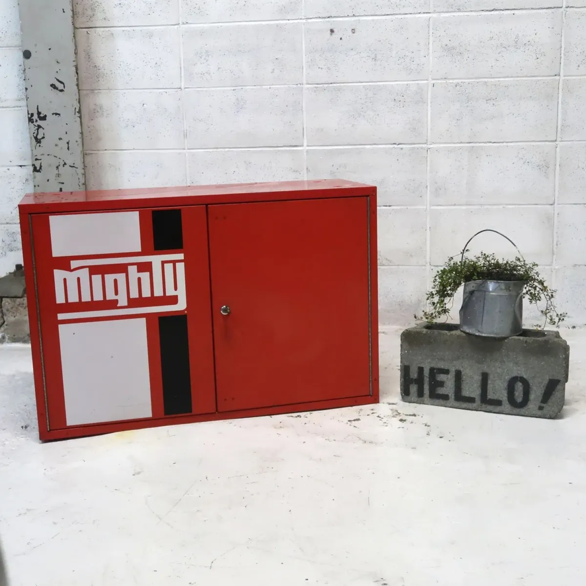 Mighty Auto Parts ビンテージ パーツキャビネット