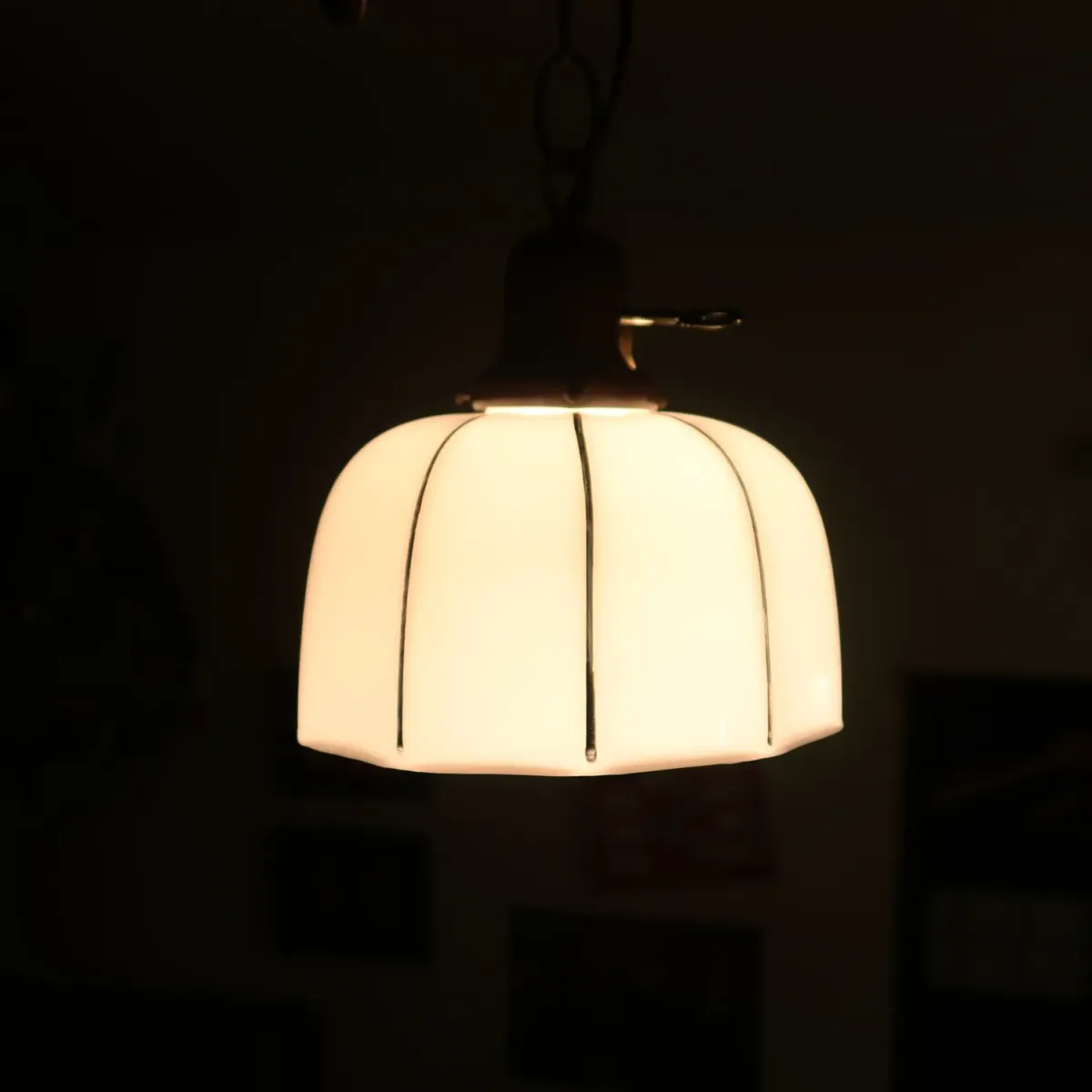 アンティーク ミルクガラス ペンダントランプ