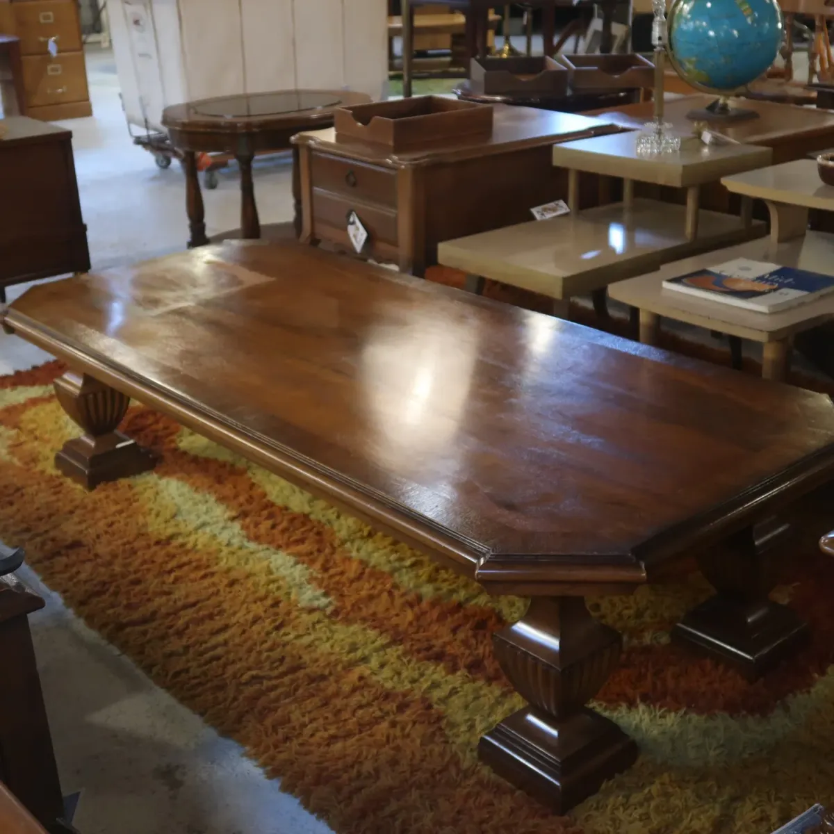 TOMLINSON 大型コーヒーテーブル