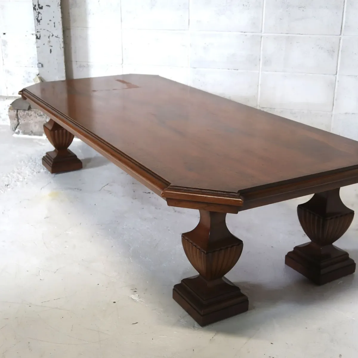 TOMLINSON 大型コーヒーテーブル