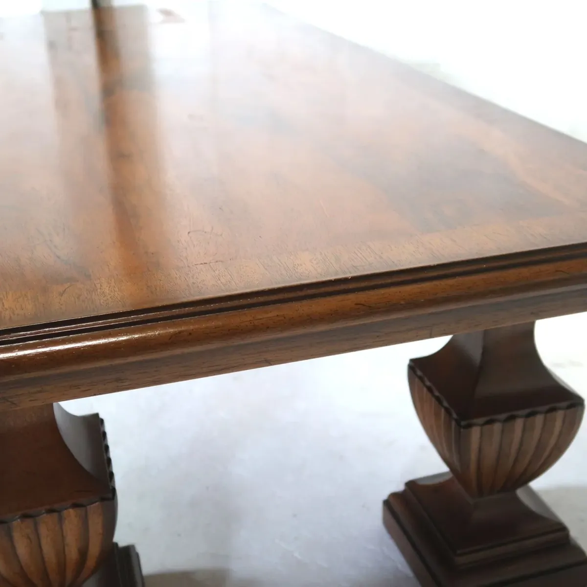 TOMLINSON 大型コーヒーテーブル