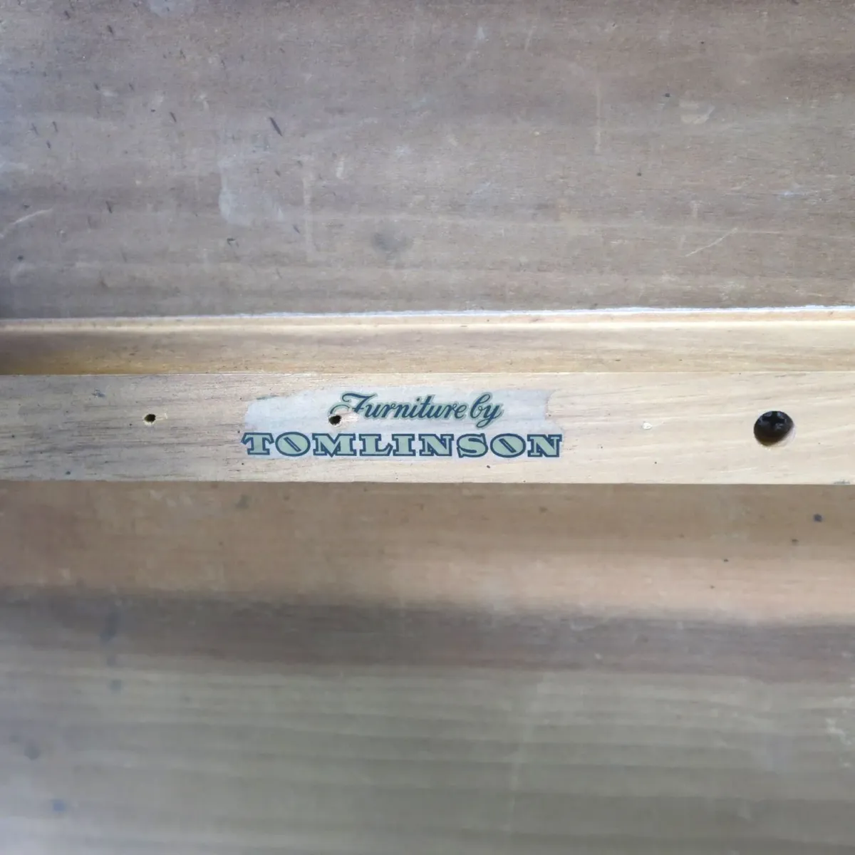 TOMLINSON 大型コーヒーテーブル