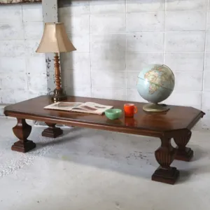 TOMLINSON 大型コーヒーテーブル