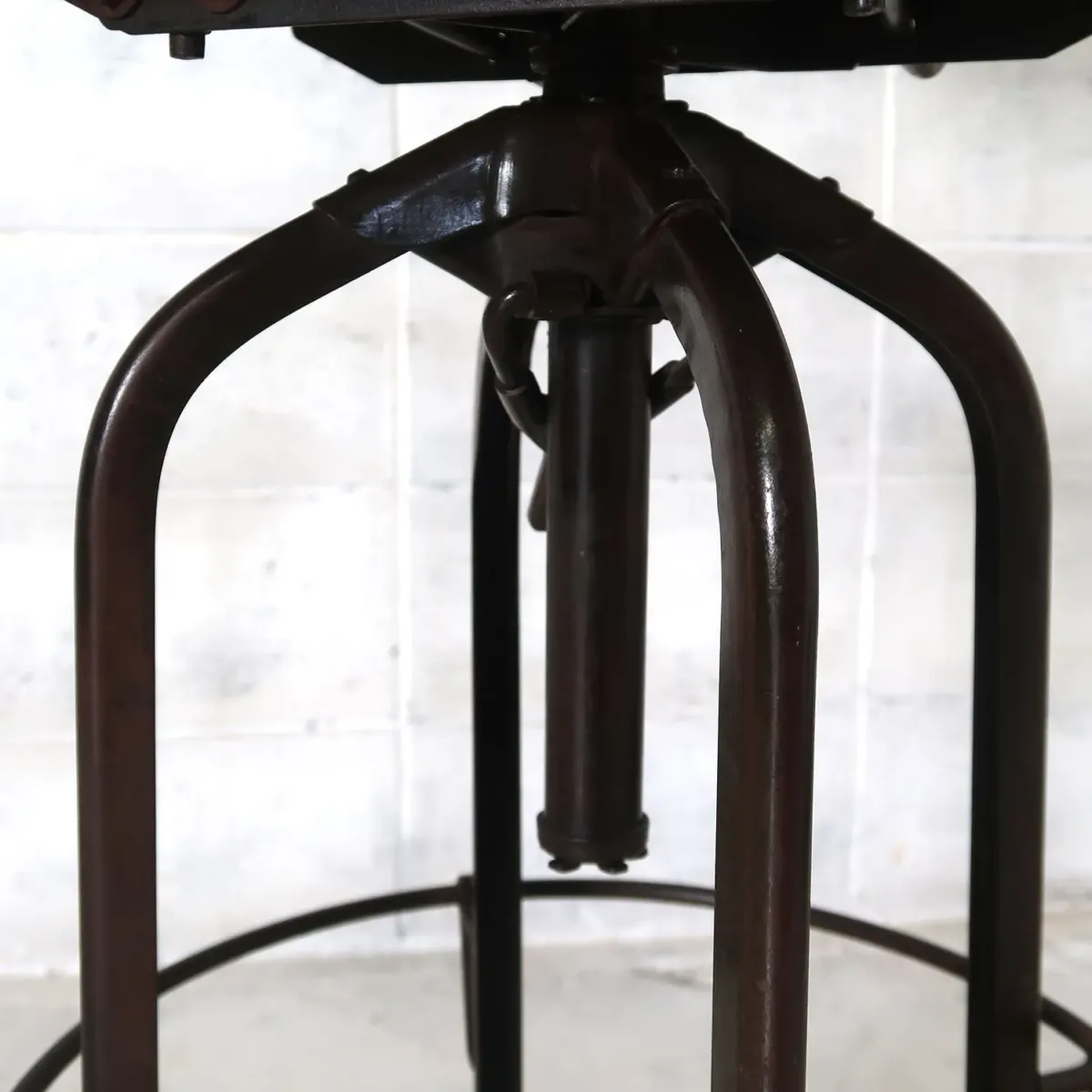 TOLEDO アンティーク ドラフティングチェア