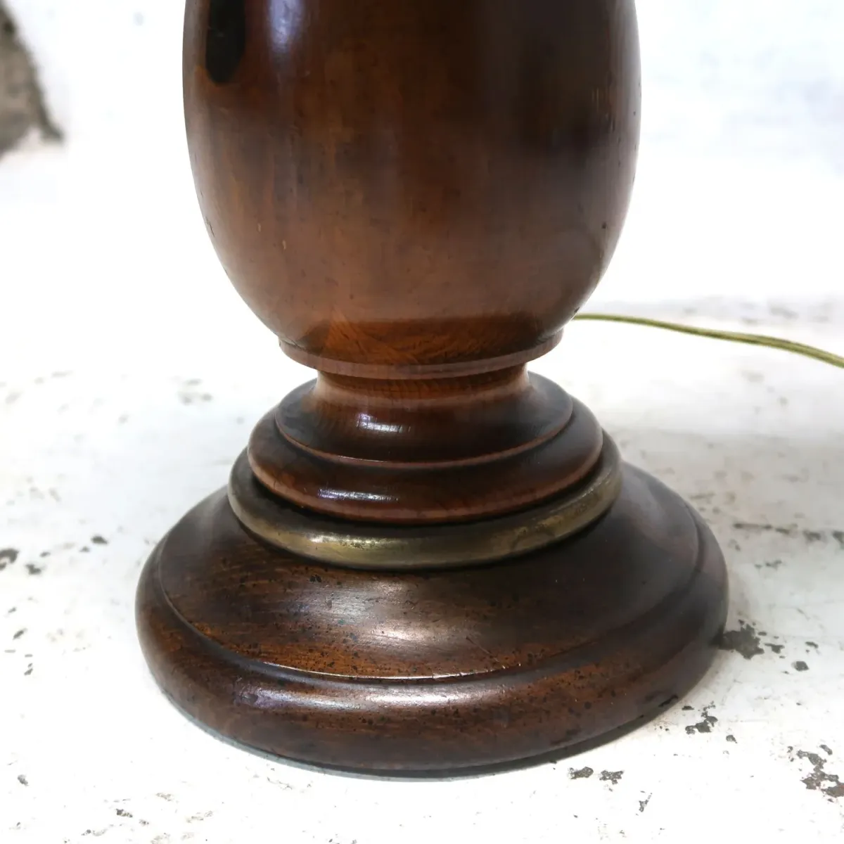 アンティーク モダンデザイン テーブルランプ