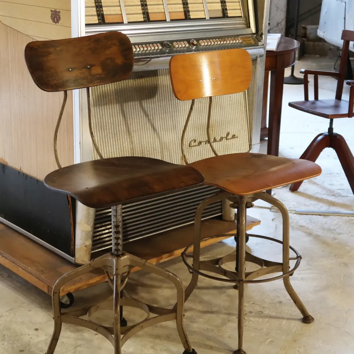 TOLEDO アンティーク ドラフティングチェア