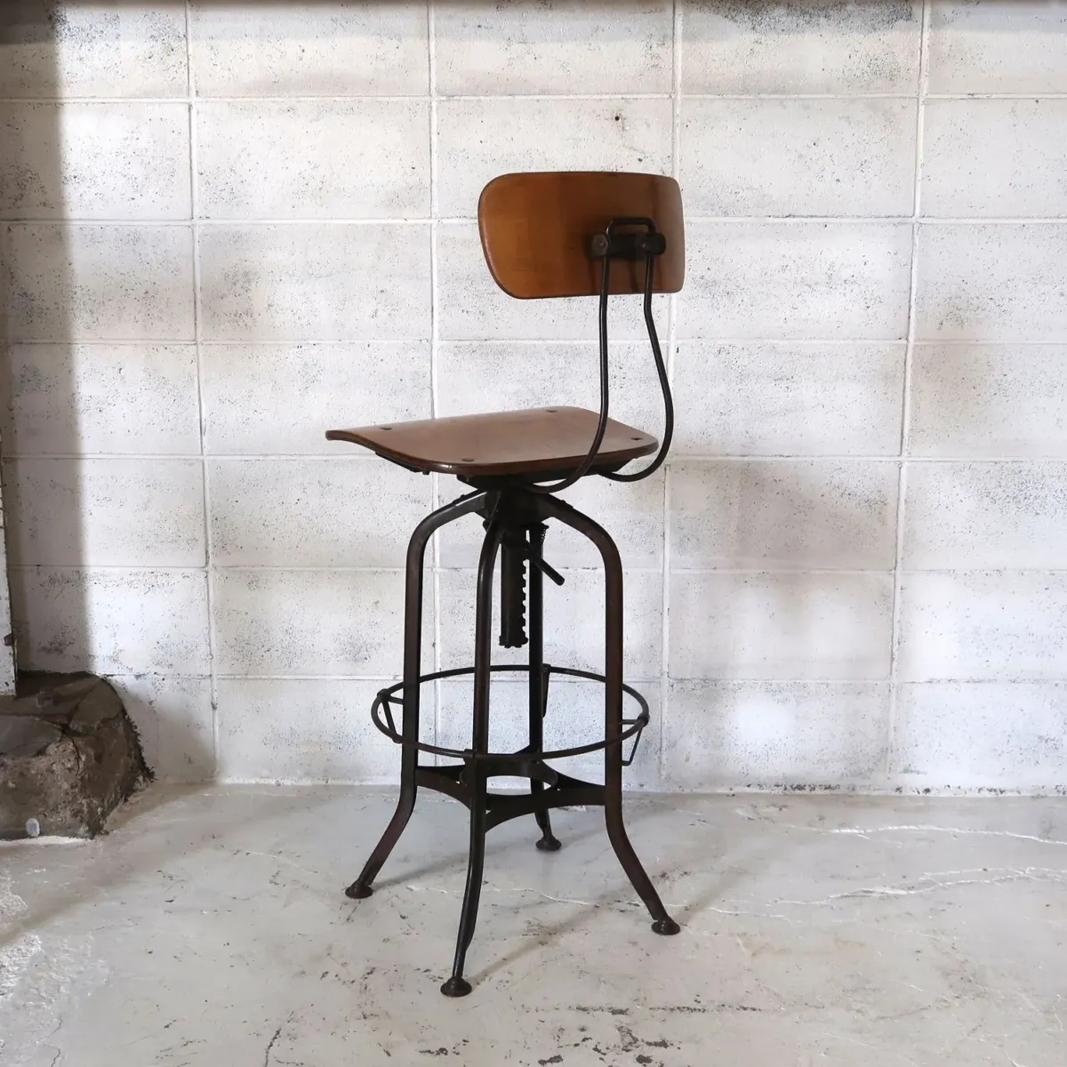 TOLEDO アンティーク ドラフティングチェア