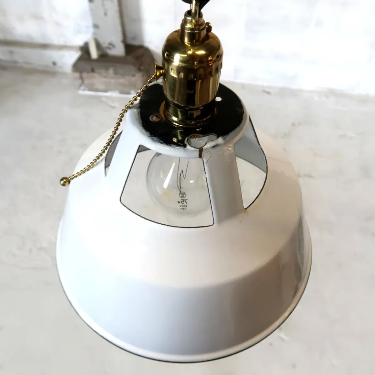 ビンテージ ホーロー ペンダントランプ