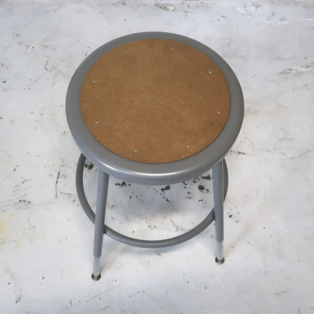 National Public Seating メタルスツール