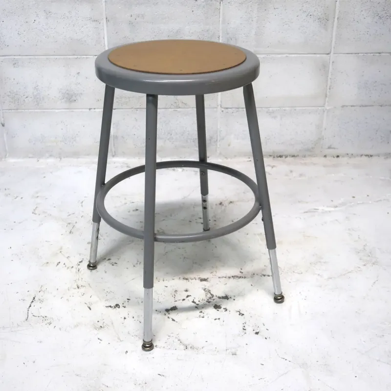 National Public Seating メタルスツール