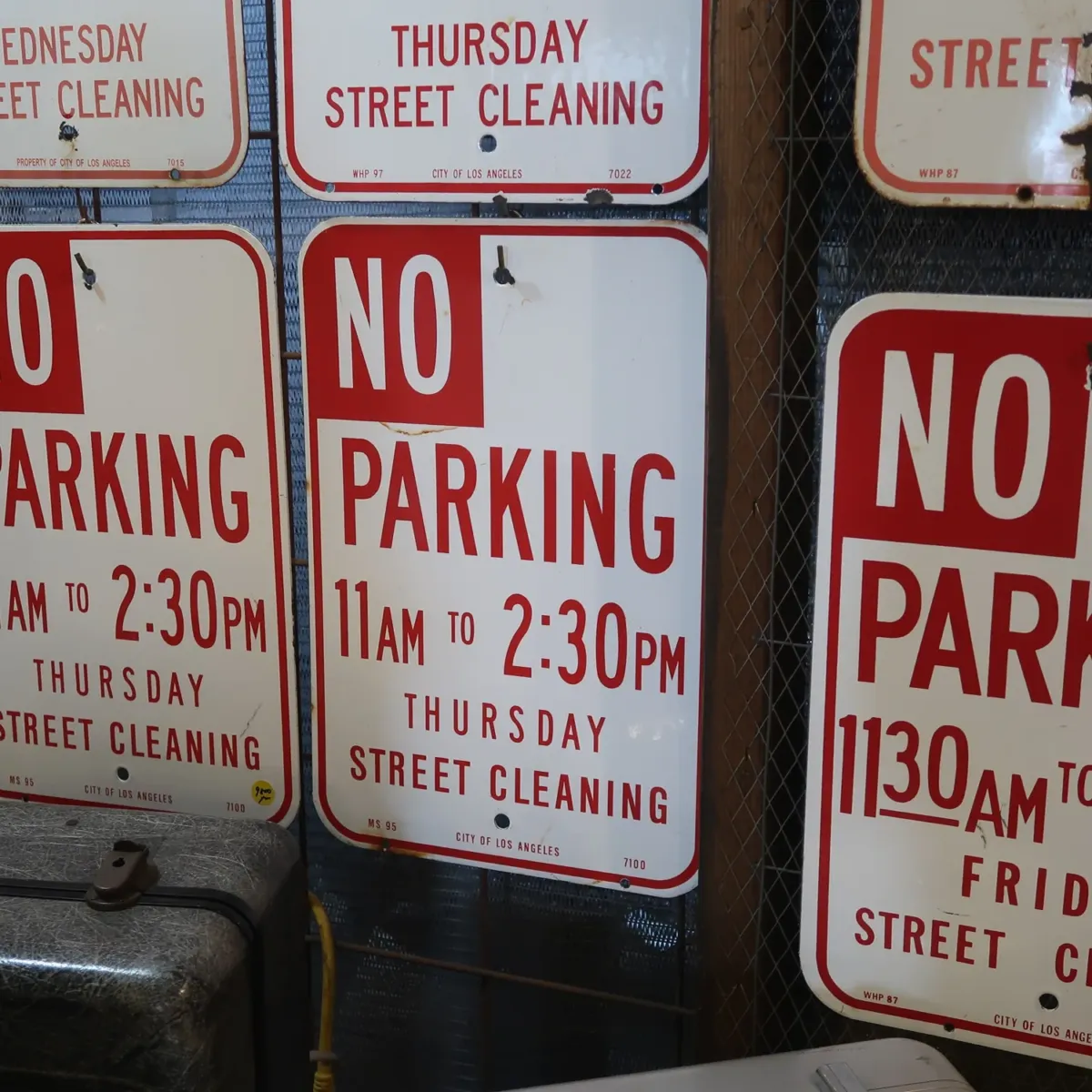 NO PARKING ロードサイン ホーロー