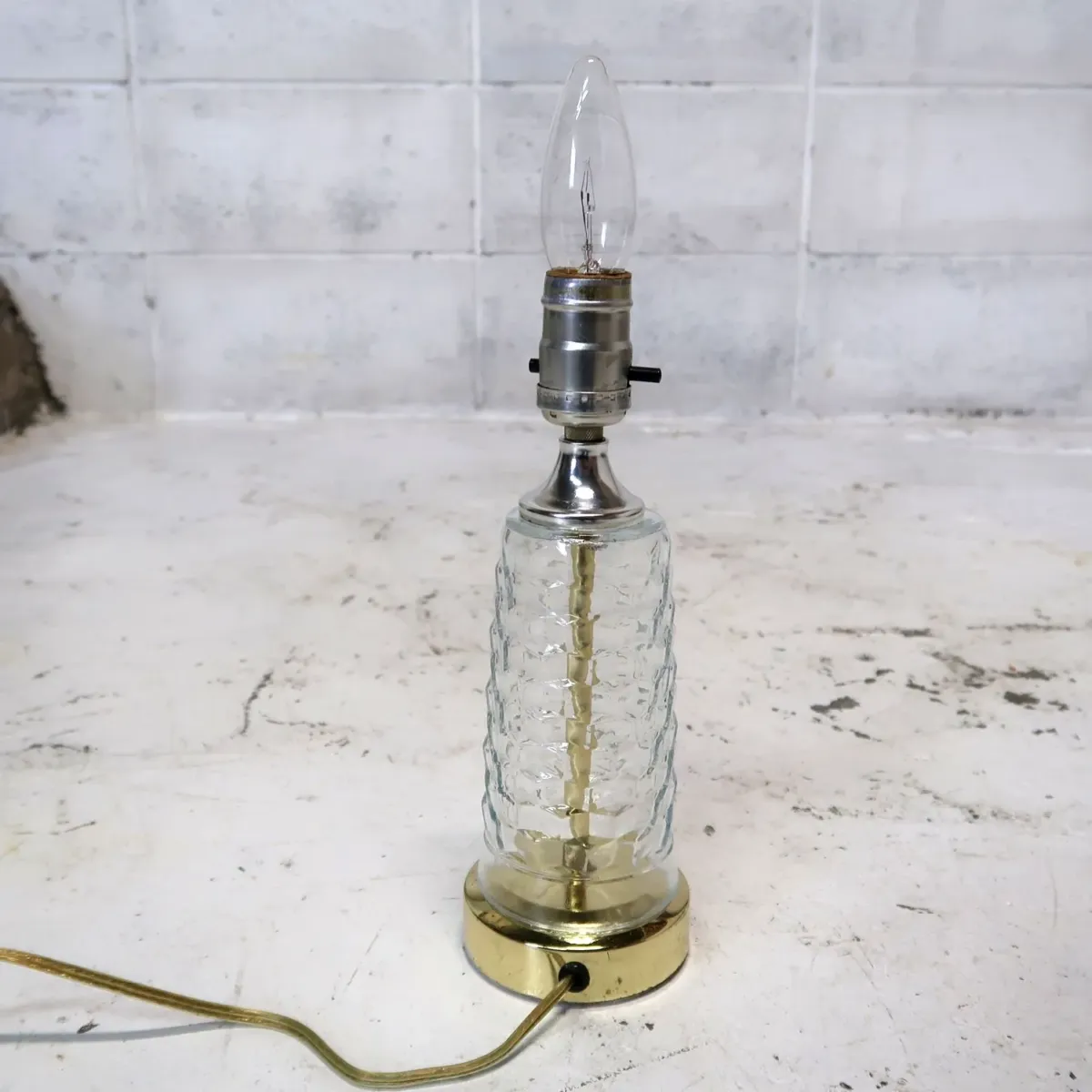 アンティーク ガラスベース テーブルランプ