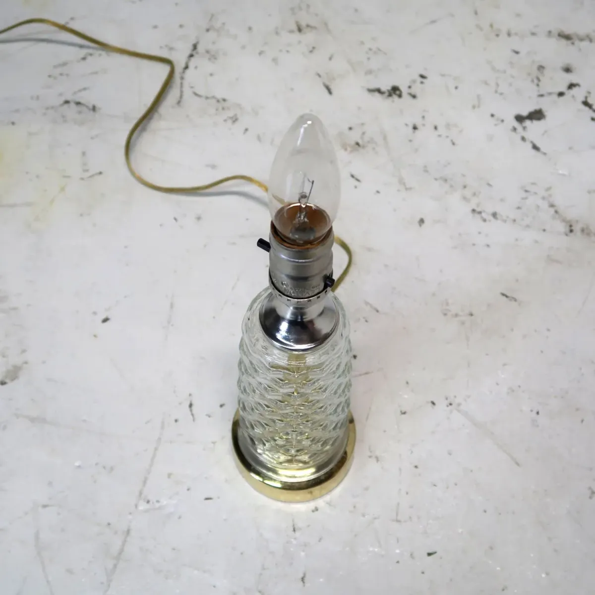 アンティーク ガラスベース テーブルランプ