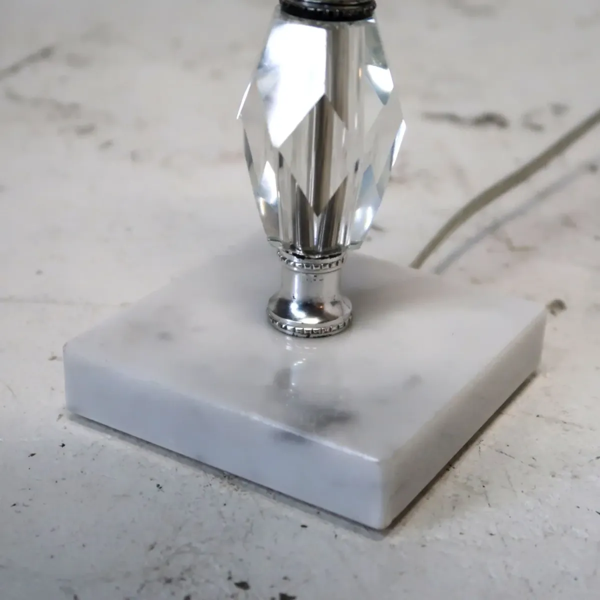 アンティーク ガラス×ストーンベース テーブルランプ