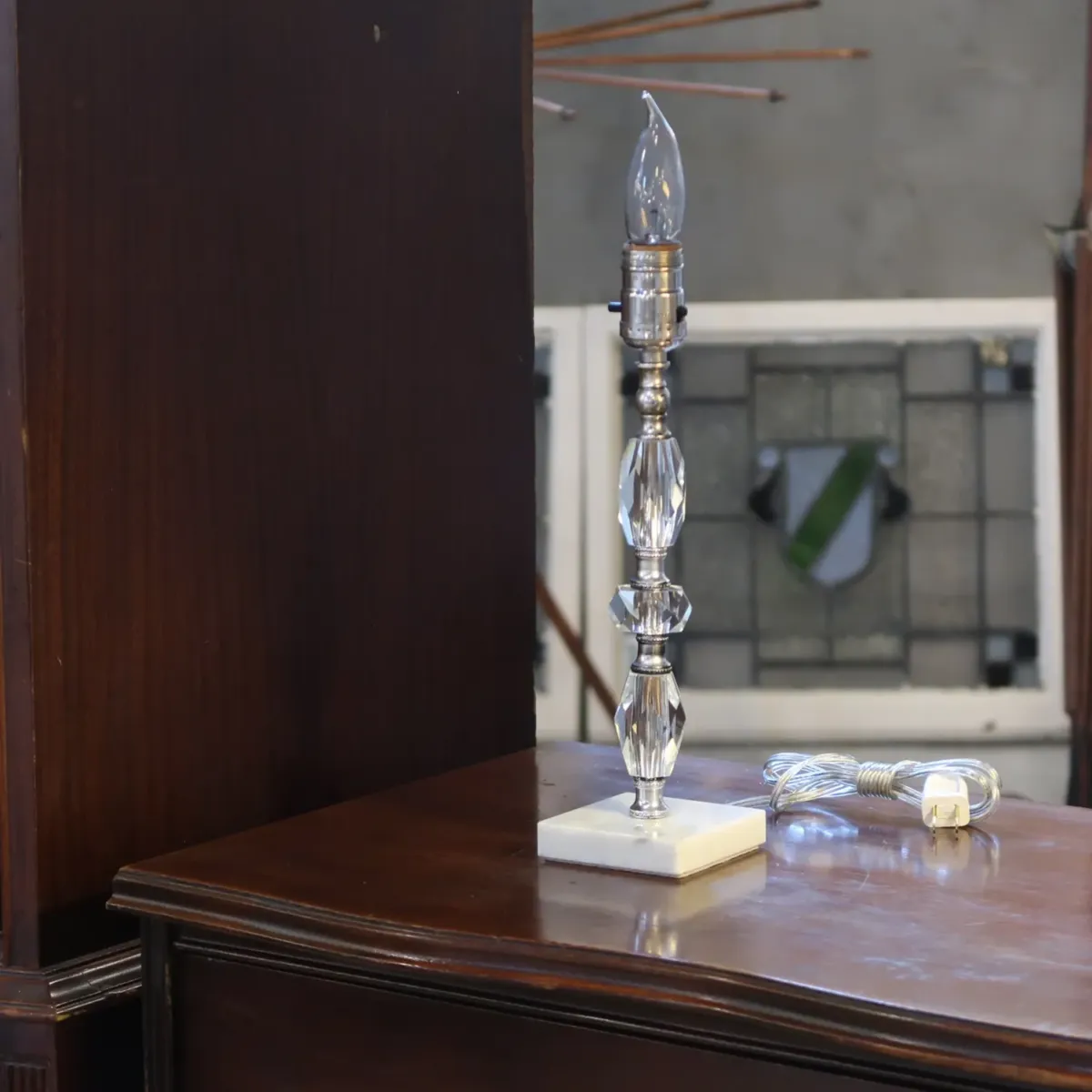 アンティーク ガラス×ストーンベース テーブルランプ