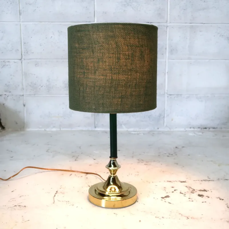 アンティーク メタルデザイン テーブルランプ