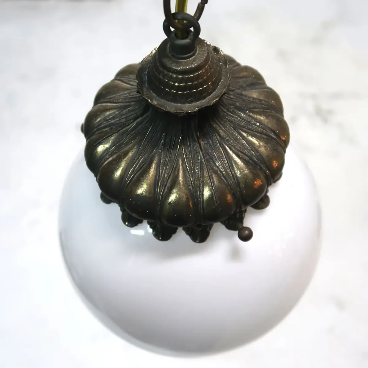 アンティーク ミルクガラス ペンダントランプ