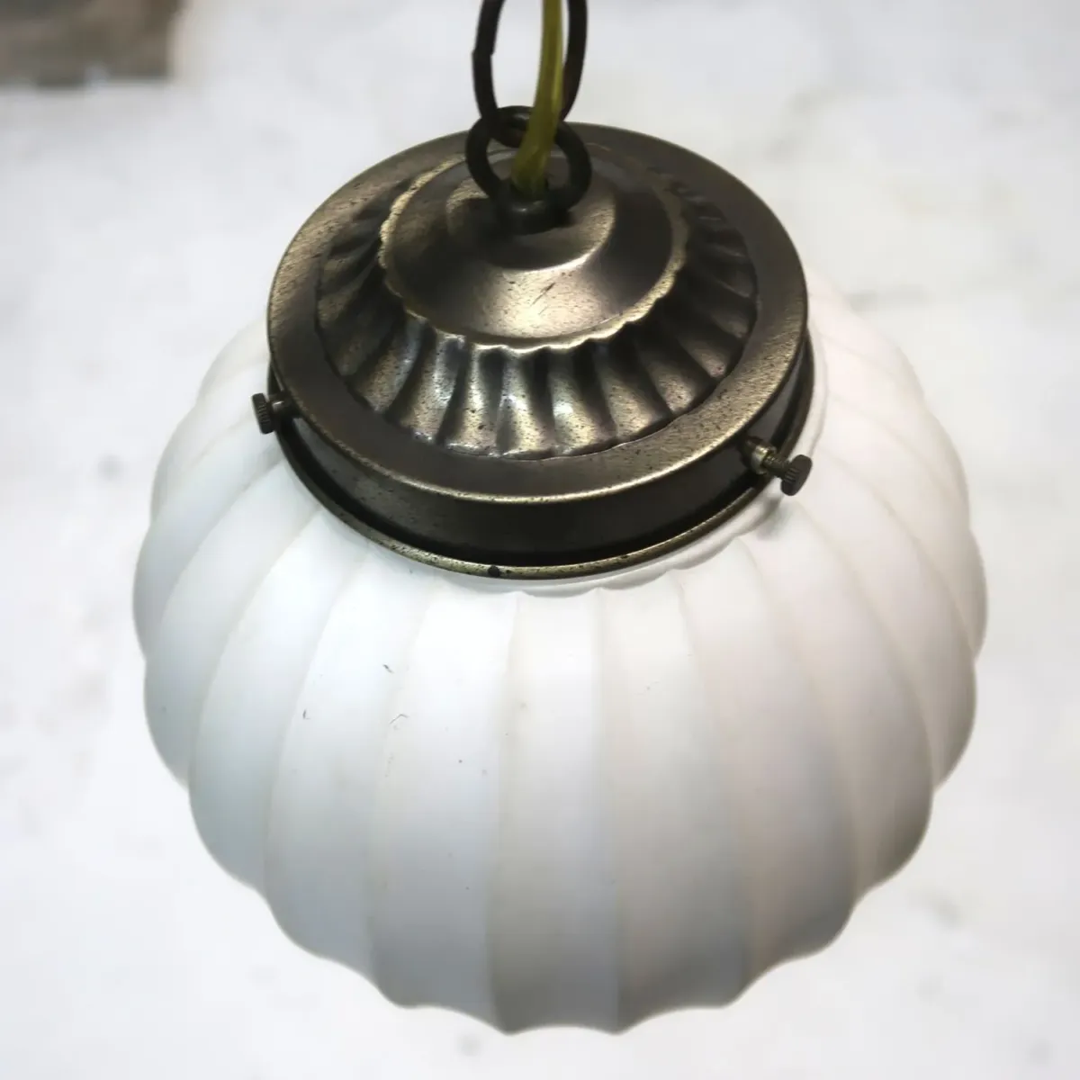 アンティーク ミルクガラス ペンダントランプ