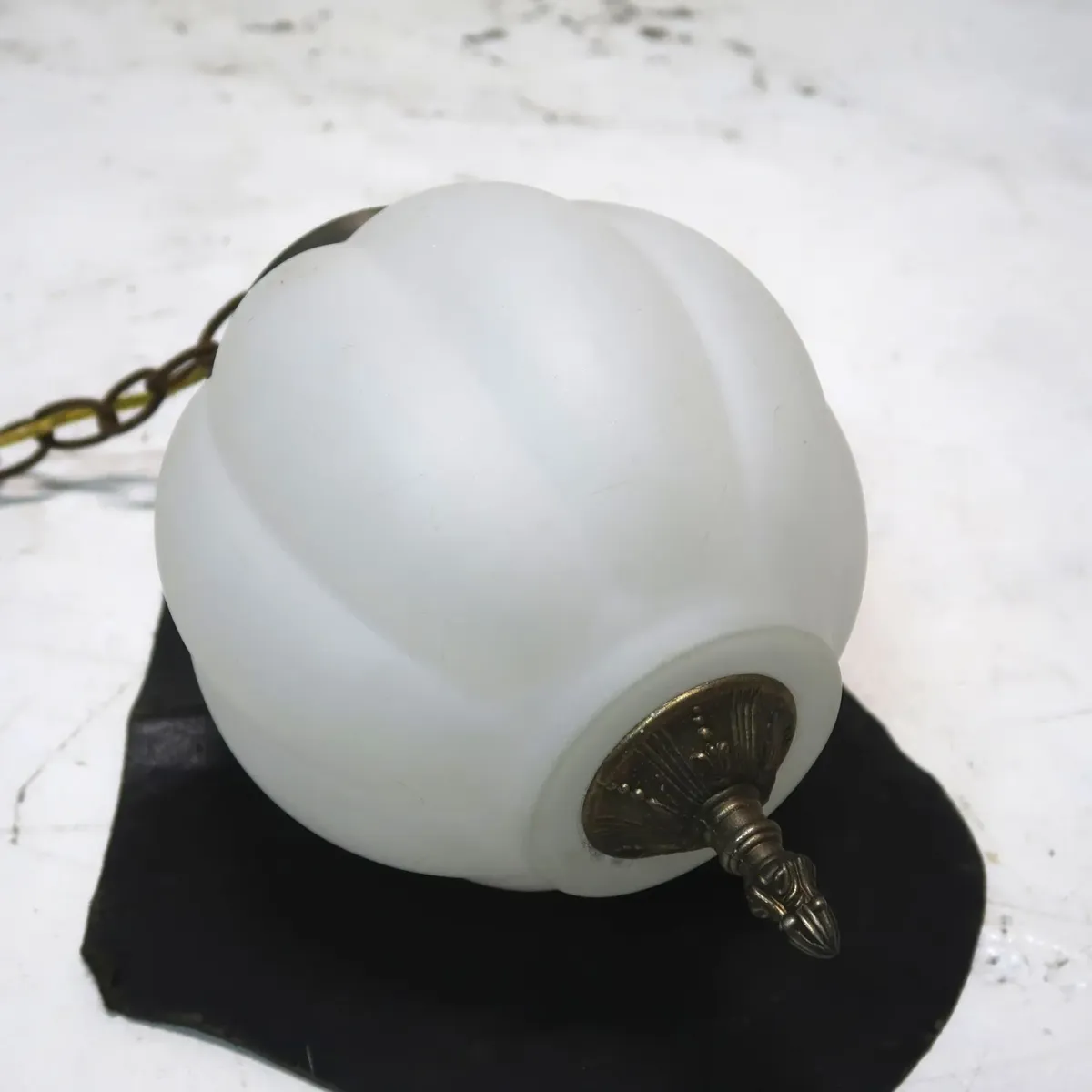 アンティーク ミルクガラス ペンダントランプ