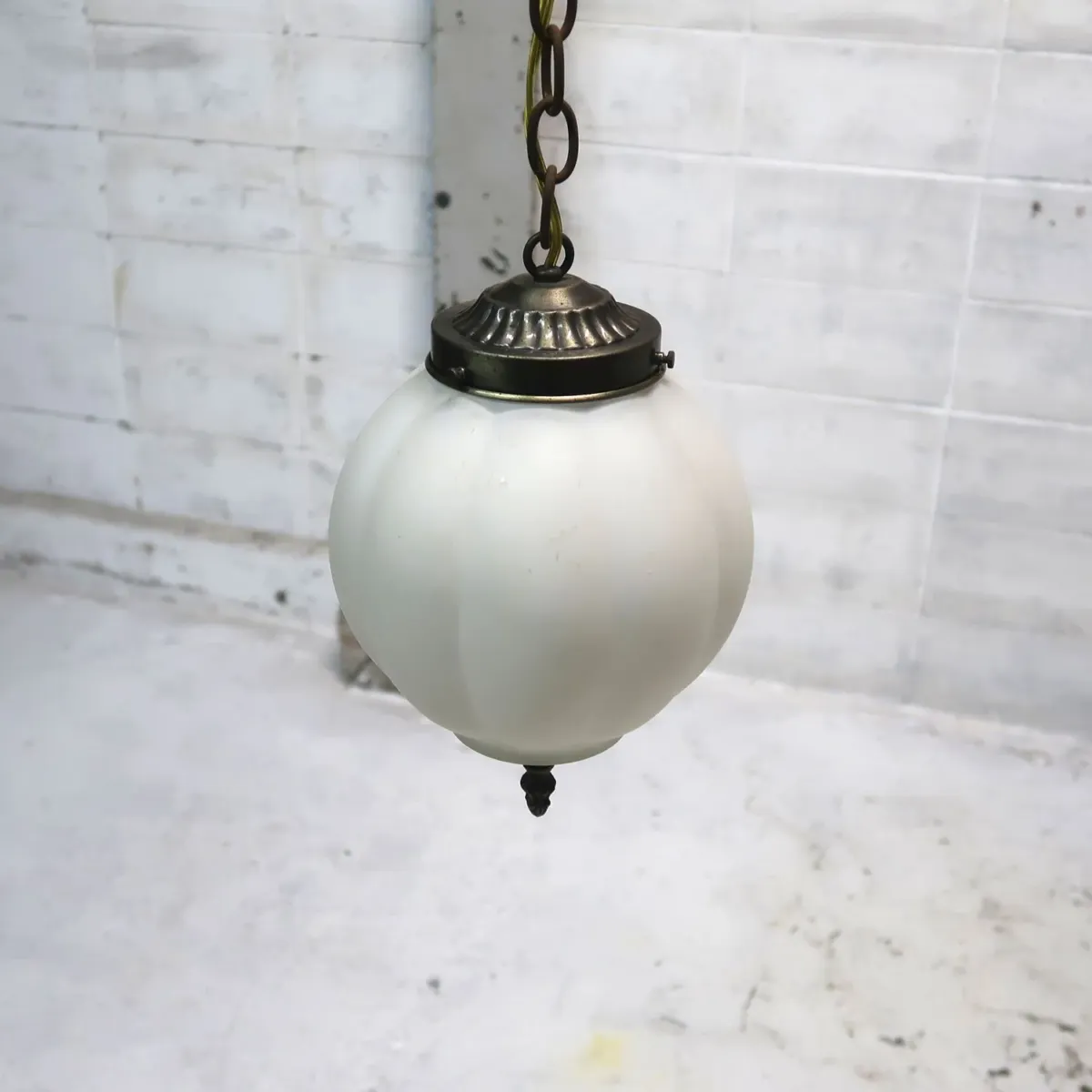 アンティーク ミルクガラス ペンダントランプ