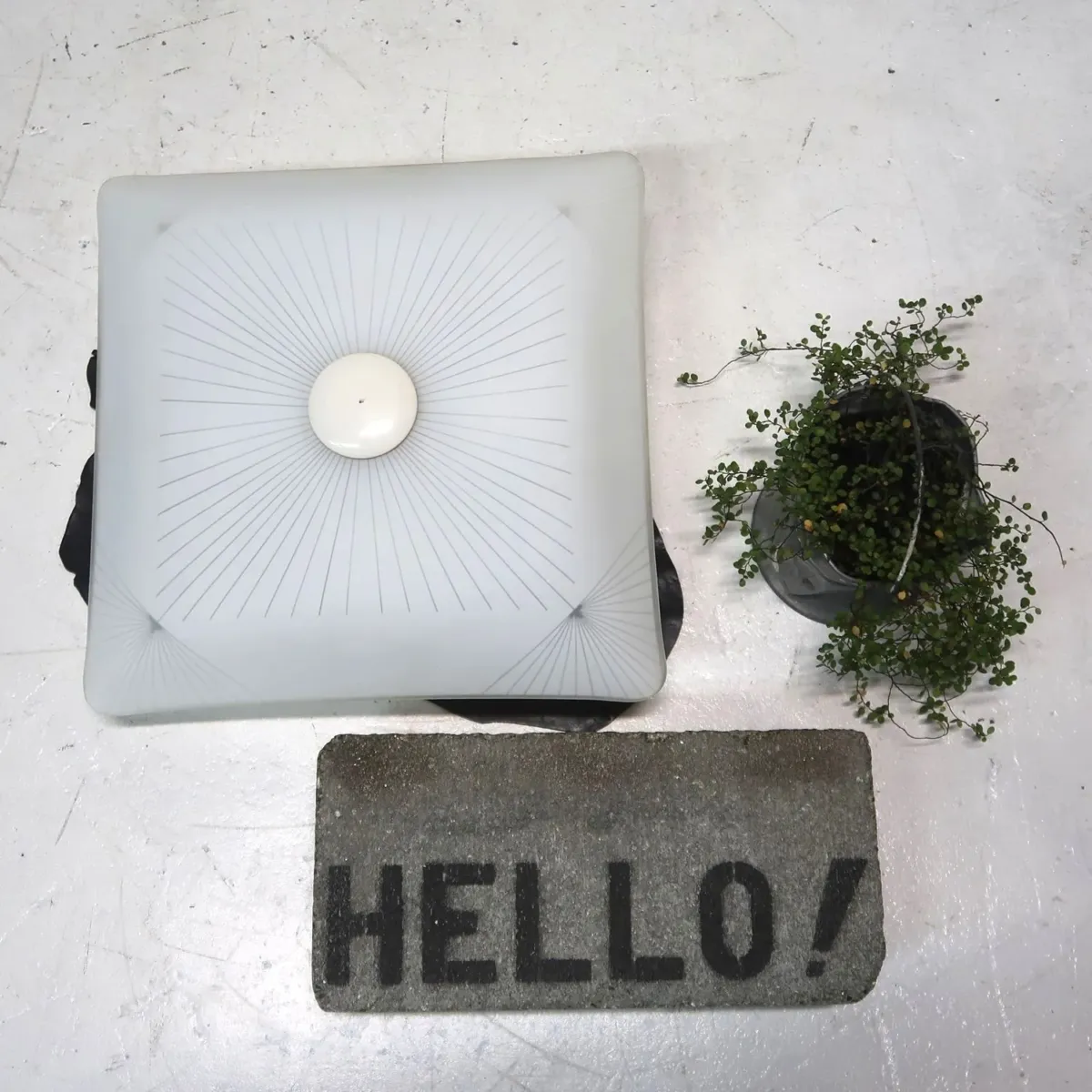 ミッドセンチュリー フロストガラス シーリングランプ 4灯