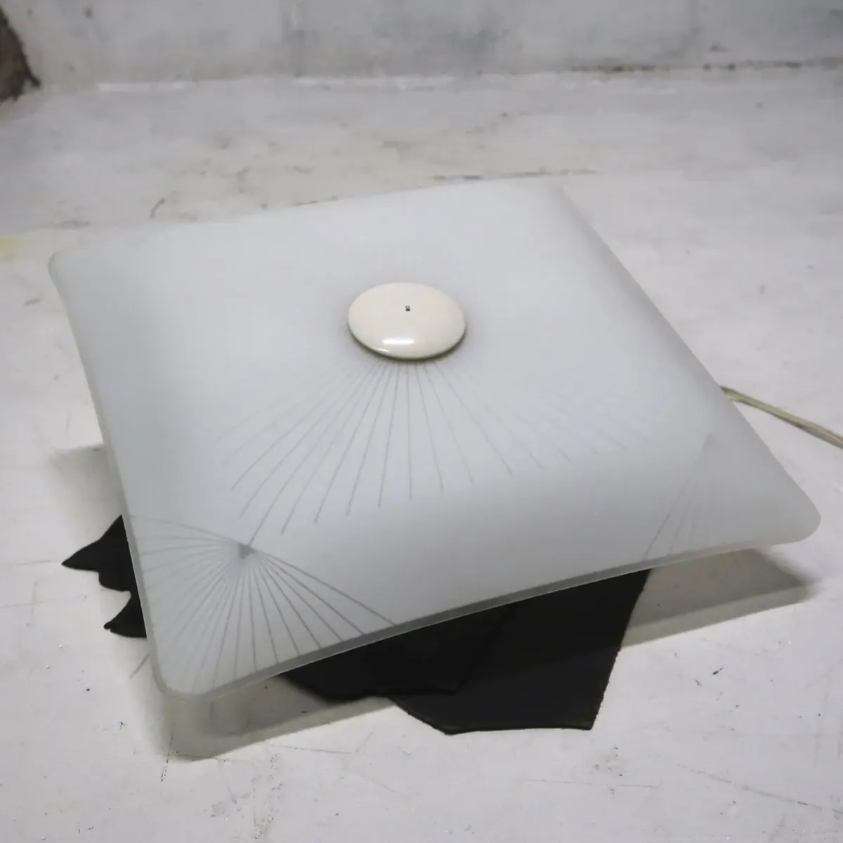 ミッドセンチュリー フロストガラス シーリングランプ 4灯