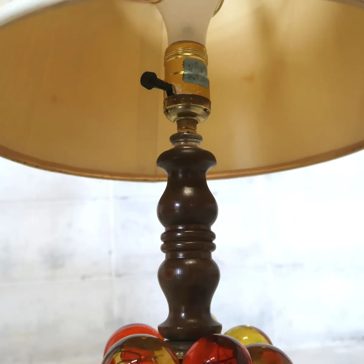 アンティーク ブドウモチーフ テーブルランプ