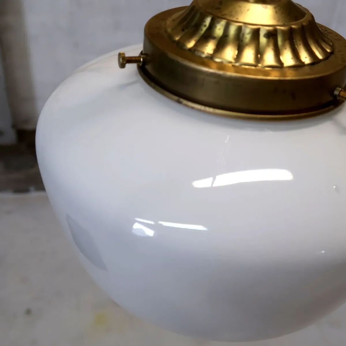 アンティーク ミルクガラス ペンダントランプ