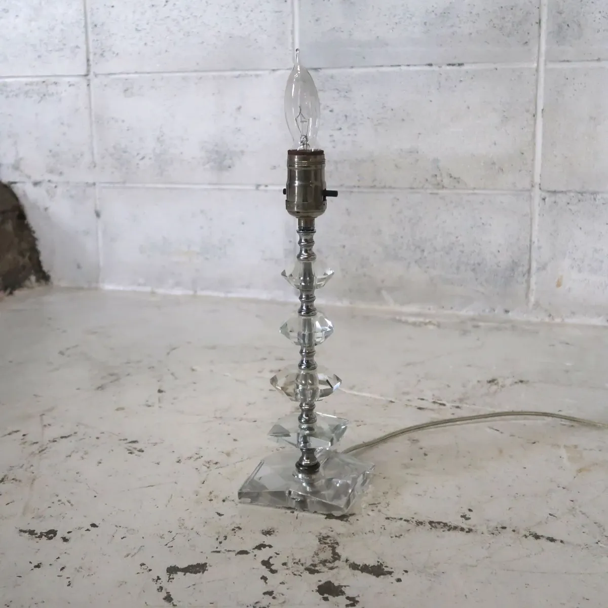 アンティーク ガラスベース テーブルランプ