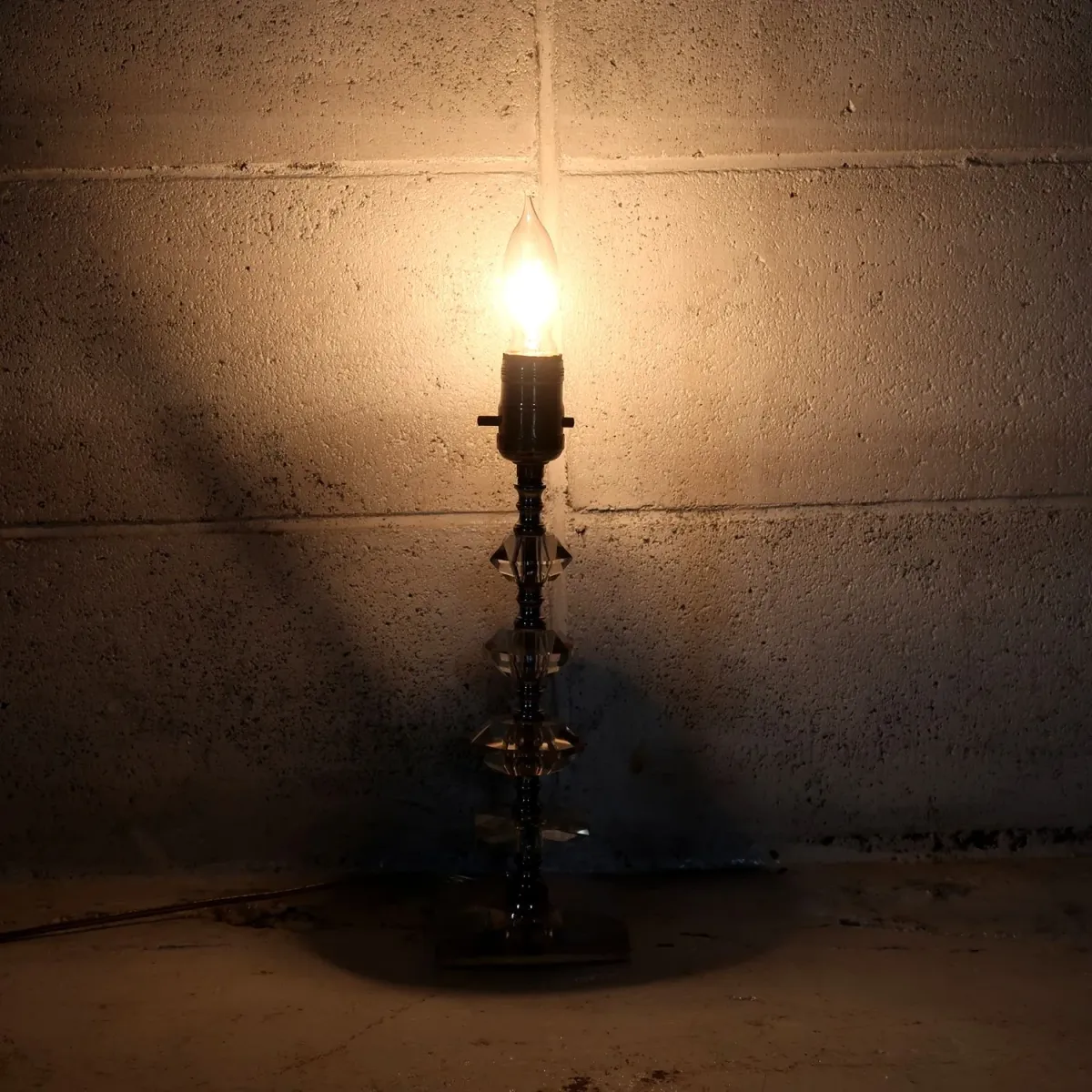 アンティーク ガラスベース テーブルランプ