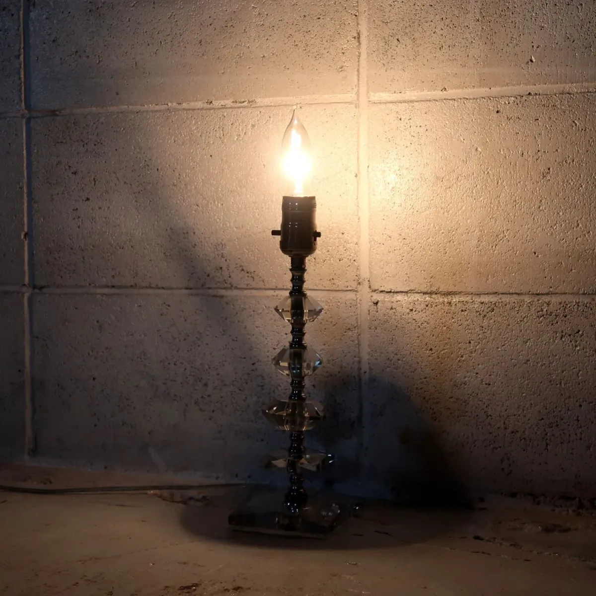 アンティーク ガラスベース テーブルランプ