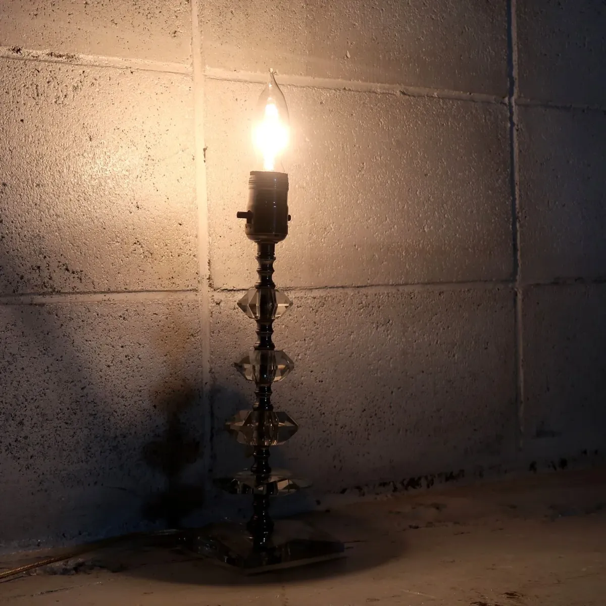 アンティーク ガラスベース テーブルランプ