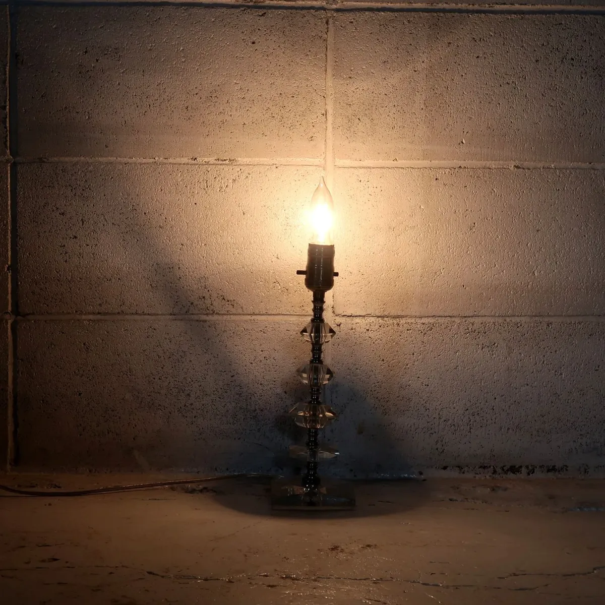 アンティーク ガラスベース テーブルランプ