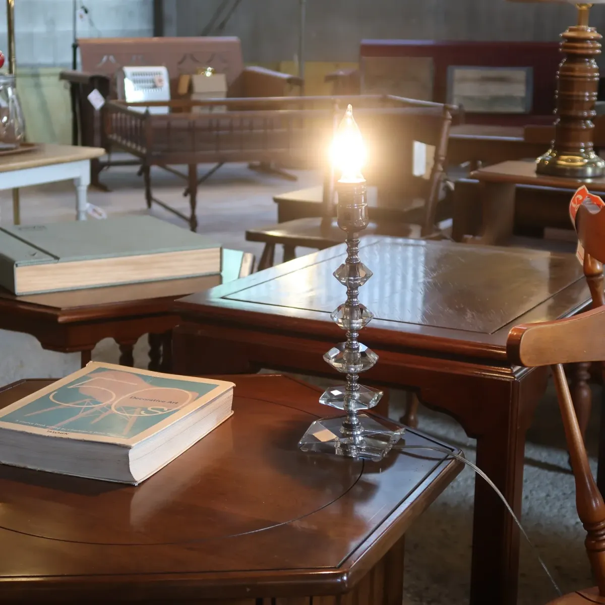 アンティーク ガラスベース テーブルランプ