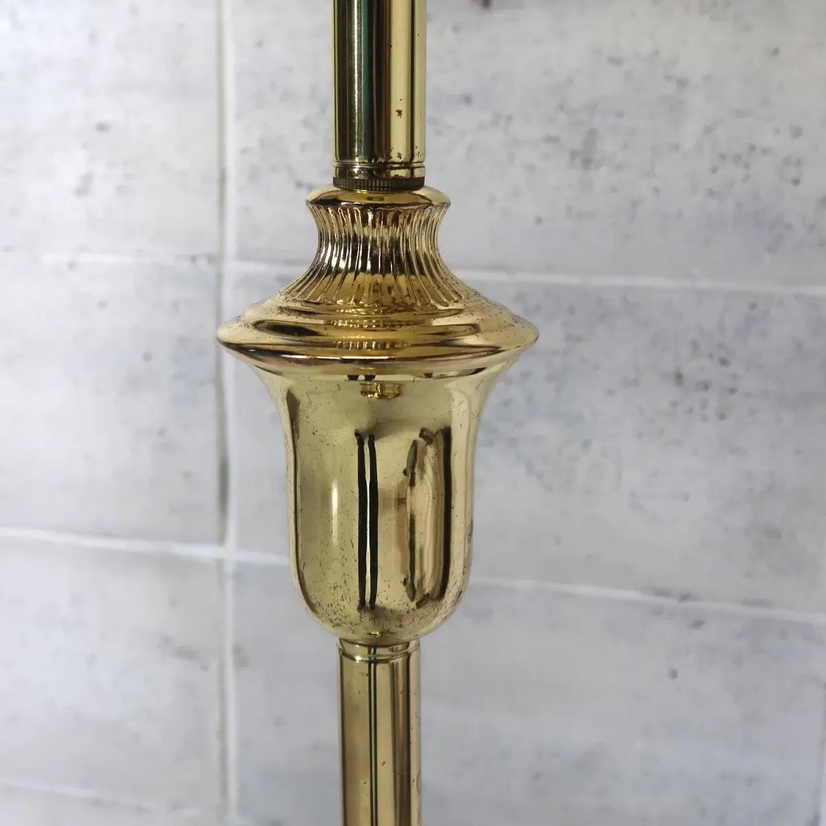 アンティーク ゴールドメタル フロアランプ