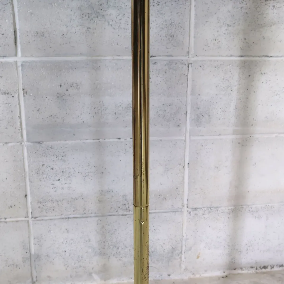 アンティーク ゴールドメタル フロアランプ