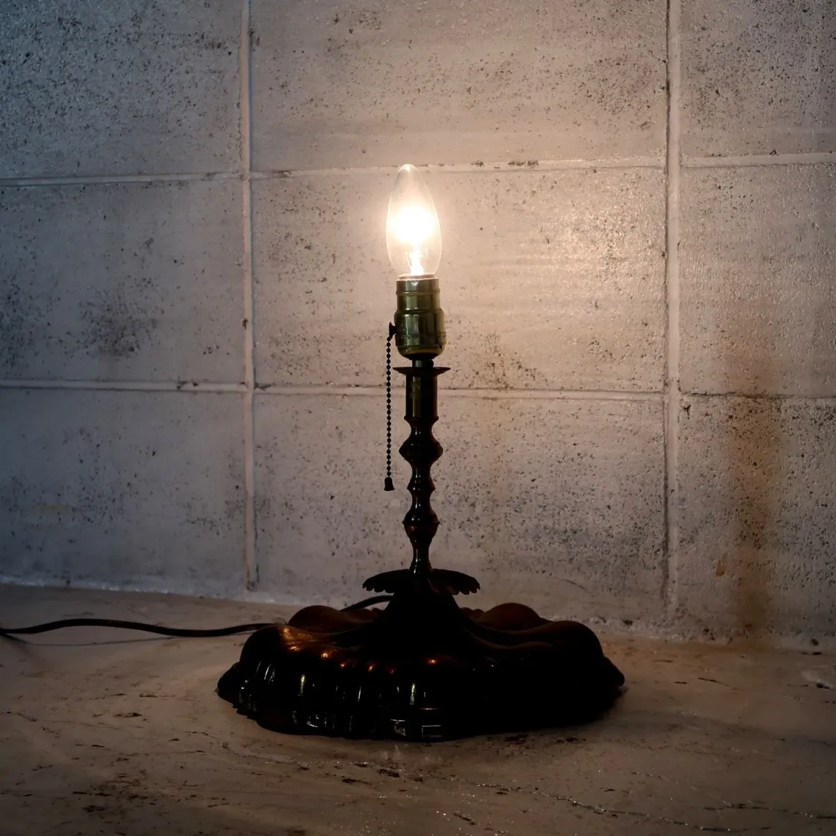 アンティーク メタルデザイン キャンドルランプ