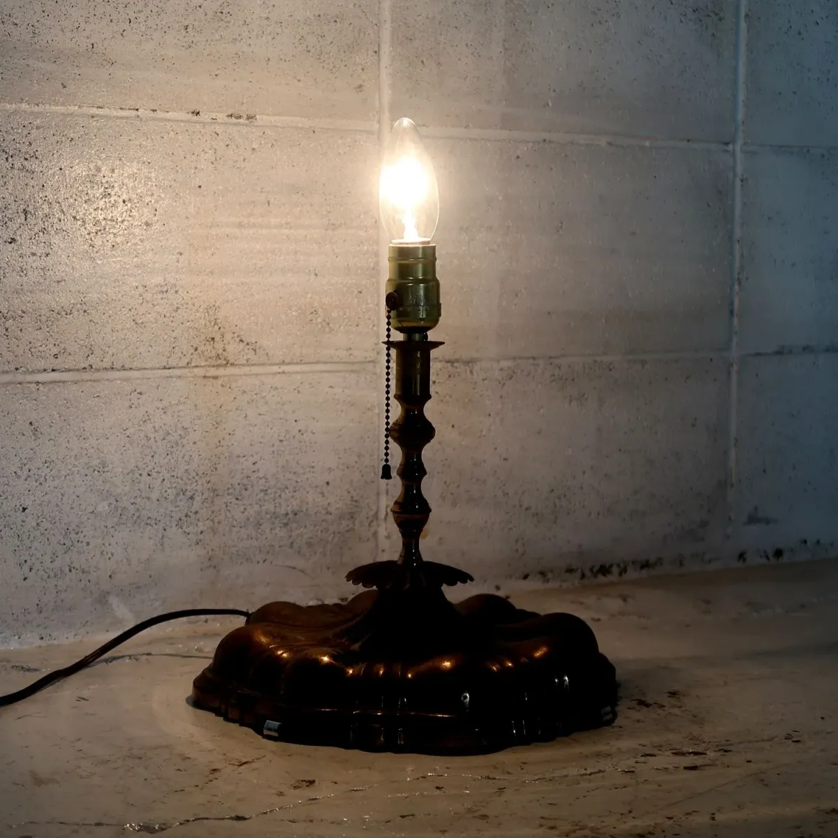 アンティーク メタルデザイン キャンドルランプ