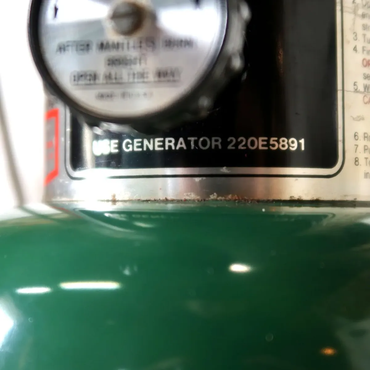 1982年製 コールマン ビンテージ ランタン 220K