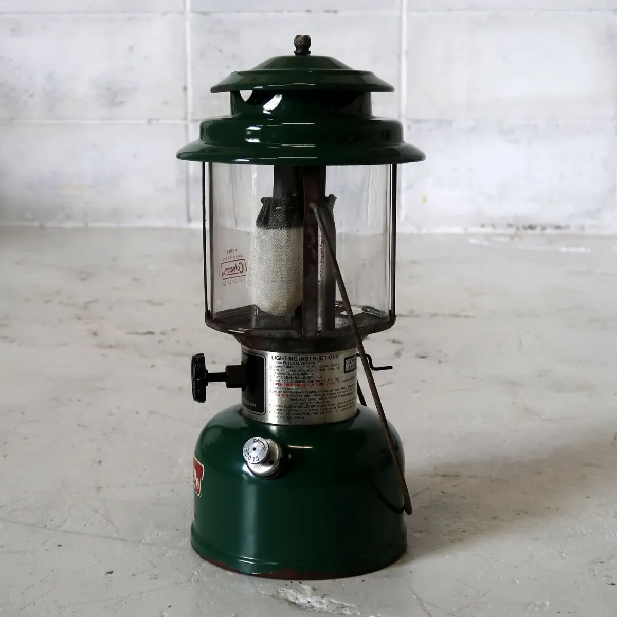 1982年製 コールマン ビンテージ ランタン 220K