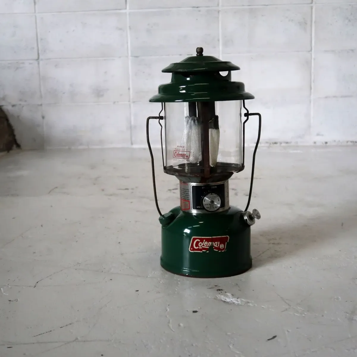 1982年製 コールマン ビンテージ ランタン 220K