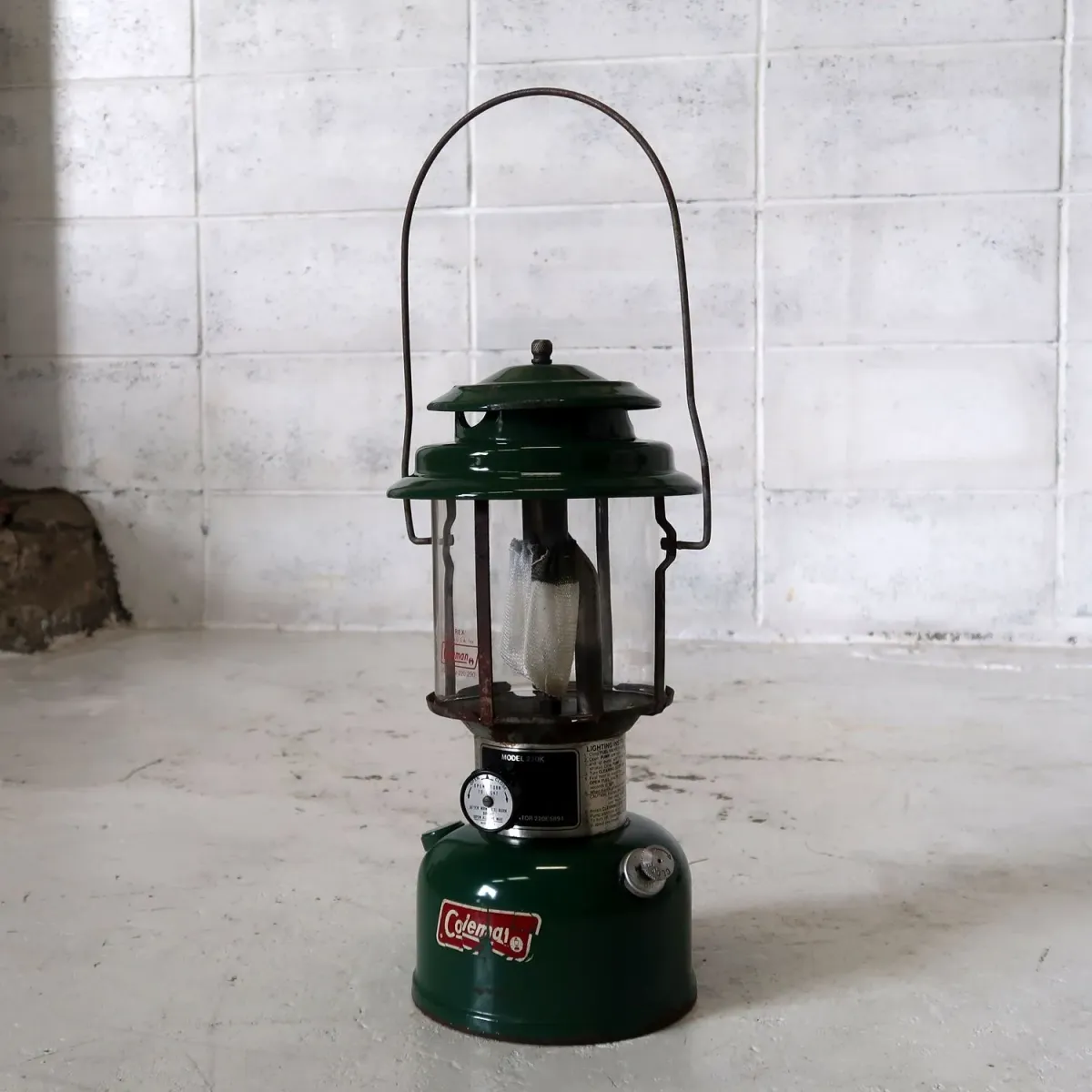 1982年製 コールマン ビンテージ ランタン 220K