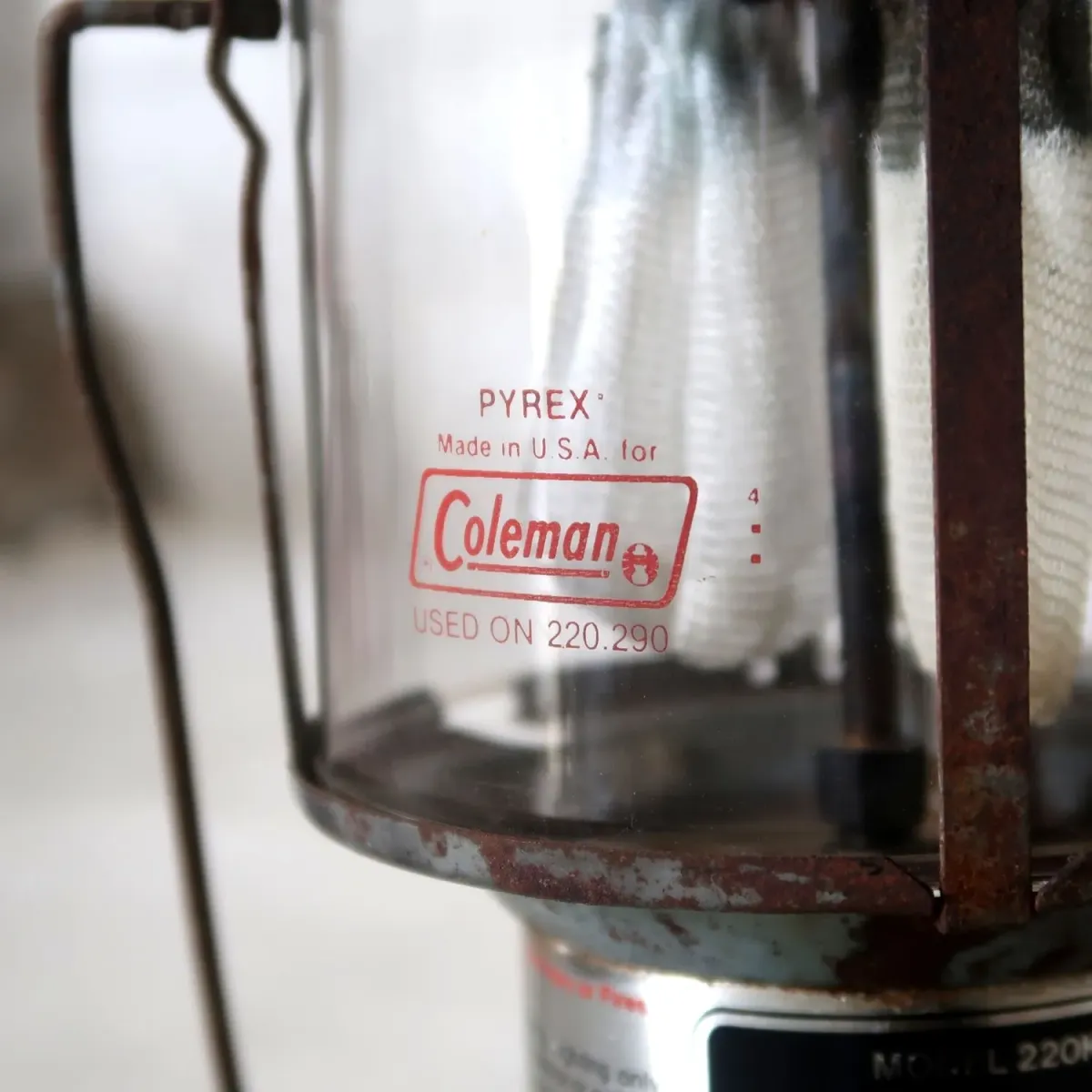 1982年製 コールマン ビンテージ ランタン 220K