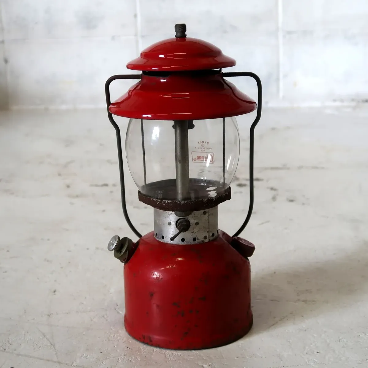 1972年製 コールマン ビンテージ ランタン 200A