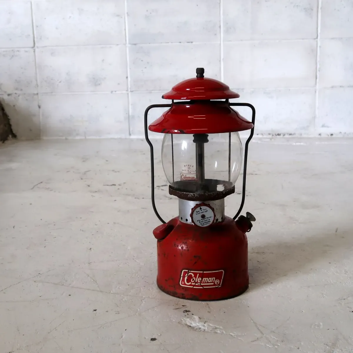 1972年製 コールマン ビンテージ ランタン 200A