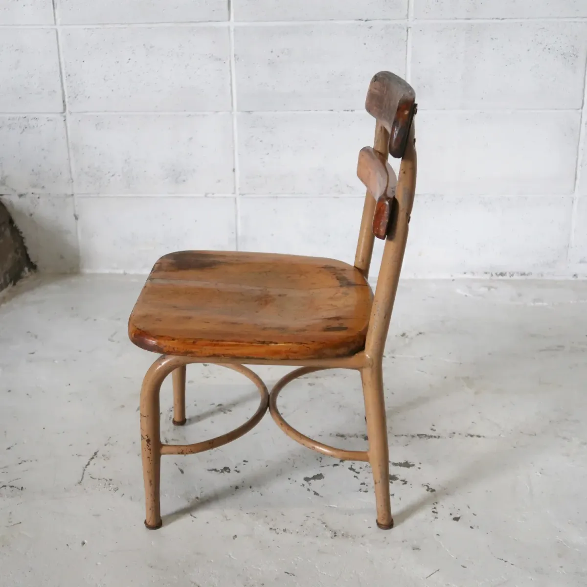 HEYWOOD アンティーク スクールチェア