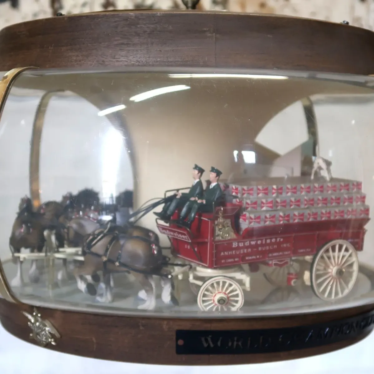 Budweiser ビンテージ モーションライトサイン